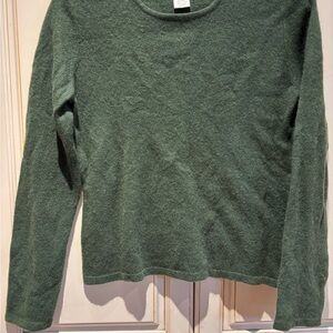 Modern Images Size L Green 100% Cashmere Crop Sweater Long  Sleeves